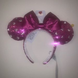 Minnie Valentine’s sequin ears